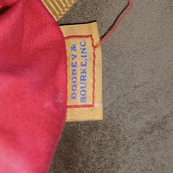 Dooney and Bourke Pebble Leather bag mid size - Picture 9 of 9